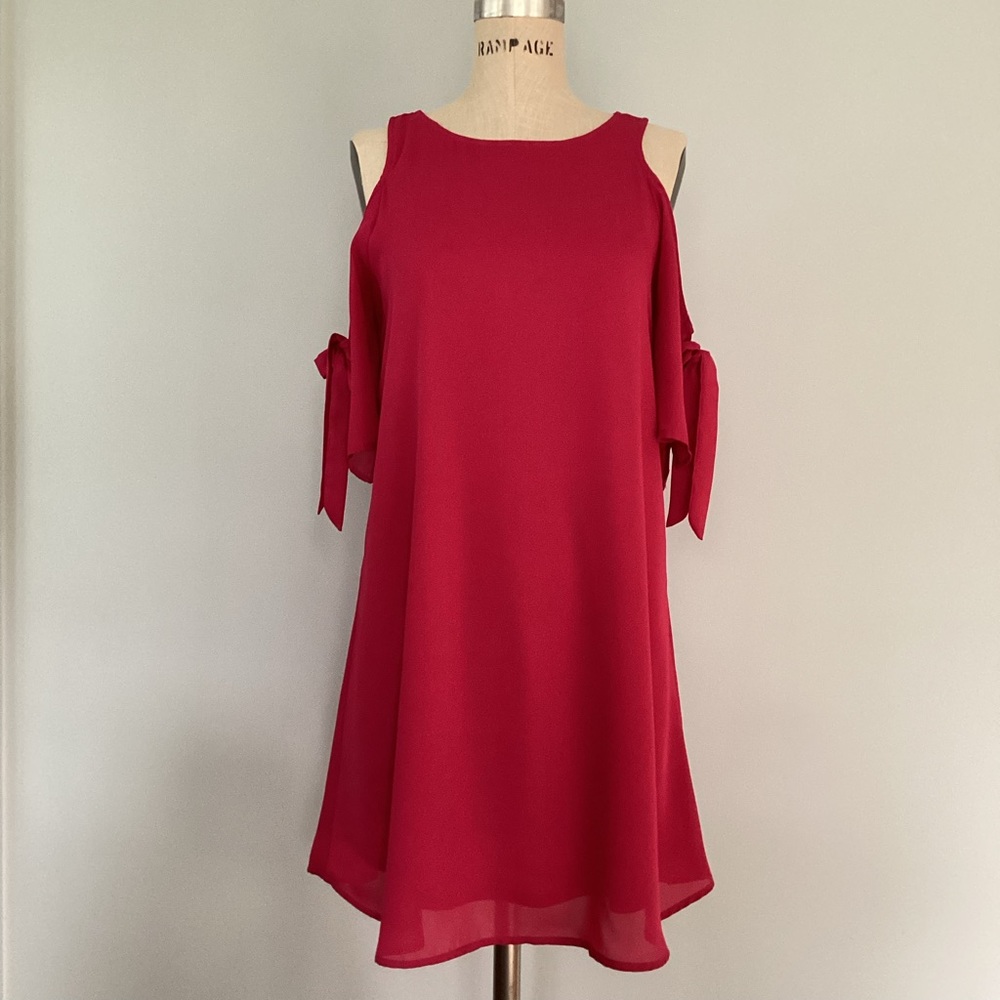 Eyeshadow Chiffon Pink Cold Shoulder Swing Dress Size Small